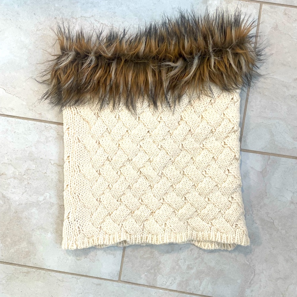 Cream and faux fur sweater scarf. New.